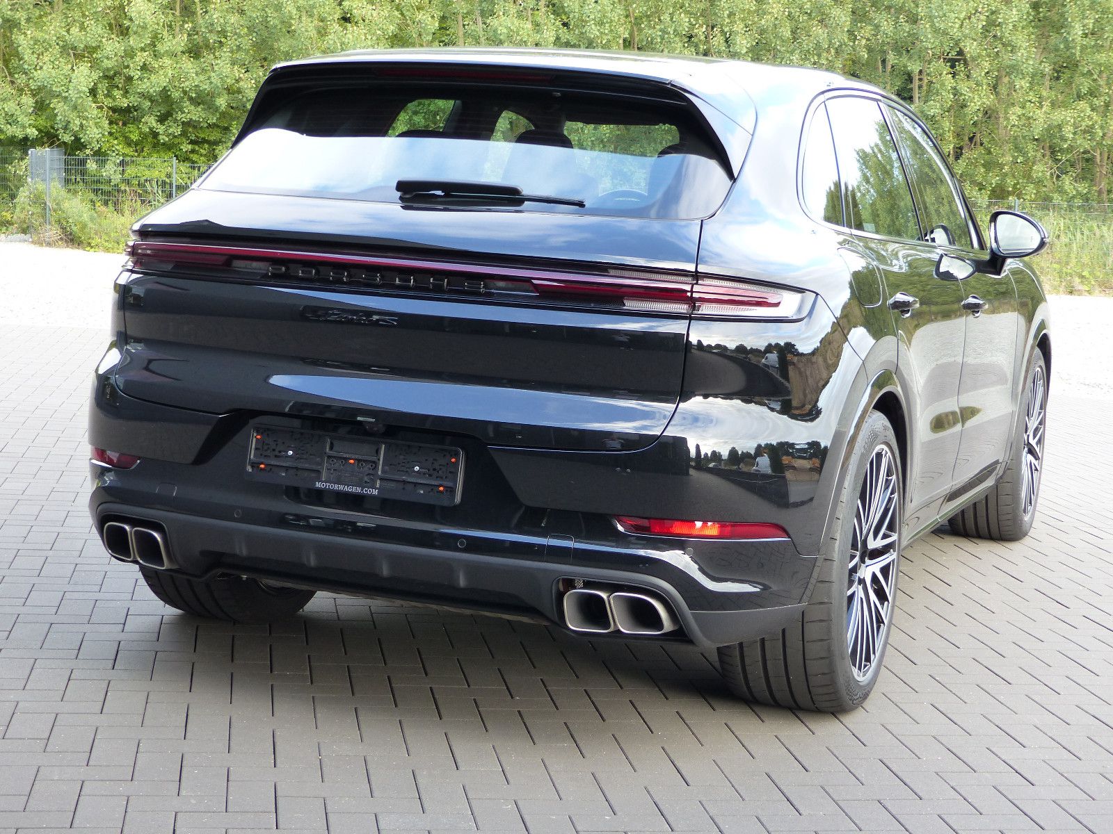 Fahrzeugabbildung Porsche Cayenne Turbo E-Hybrid