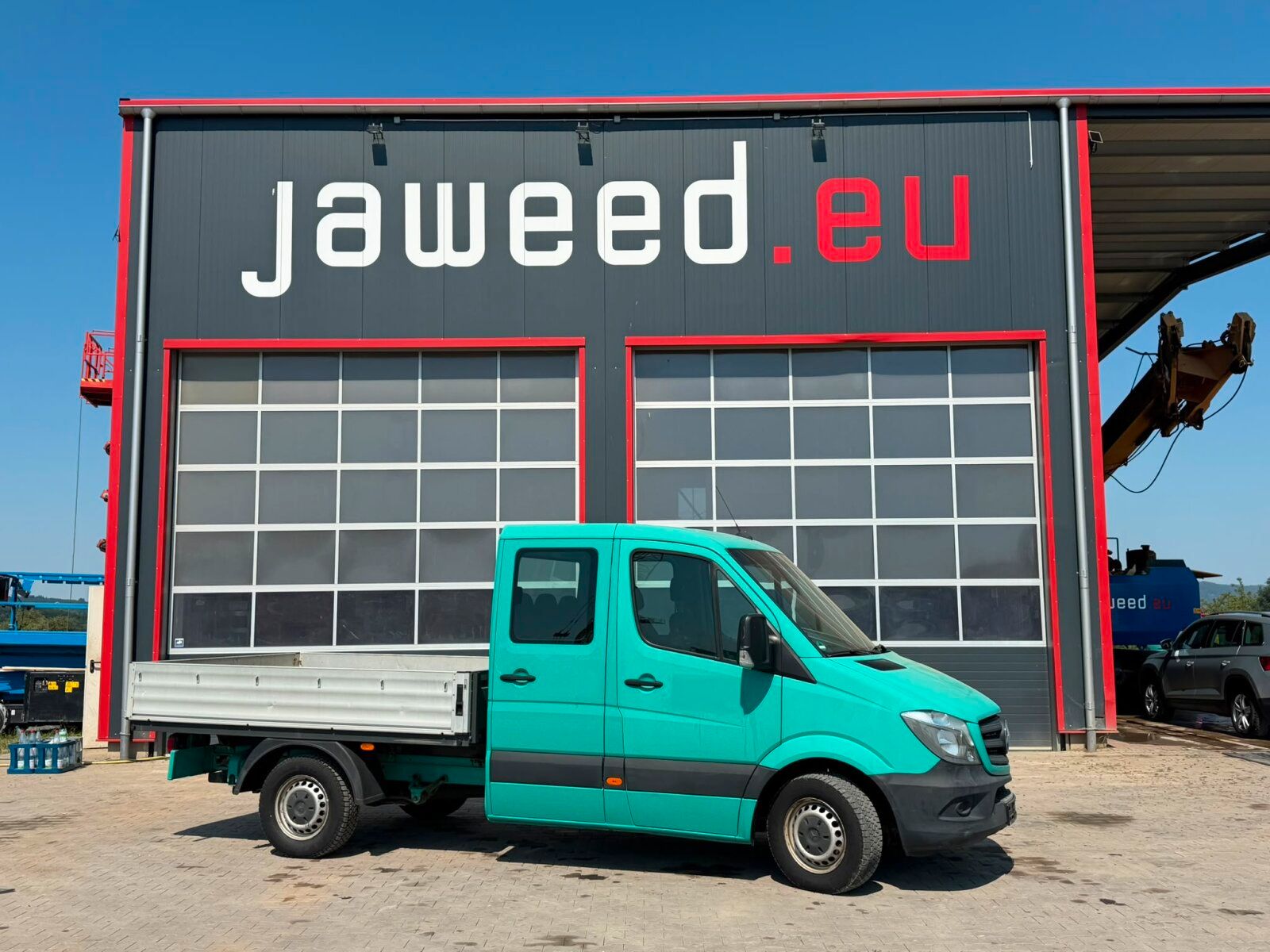 Fahrzeugabbildung Mercedes-Benz Sprinter 316 CDI Pritsche DoKa 6 Sitze