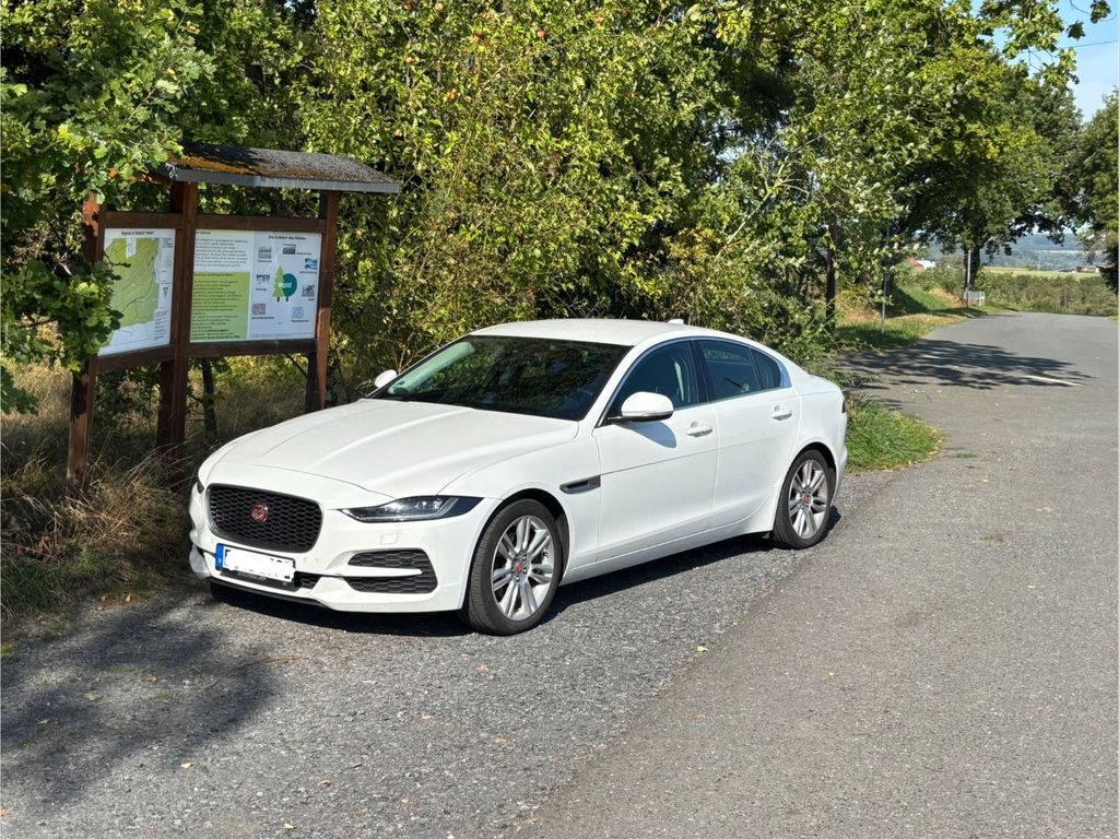 Image of Jaguar XE