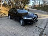 Volvo XC60 D3 2WD Momentum Business- - Volvo XC60 von privat