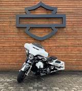 Harley-Davidson CVO Street Glide FLHXSE KessTech 110cui - HARLEY-DAVIDSON CVO STREET GLIDE FLHXSE