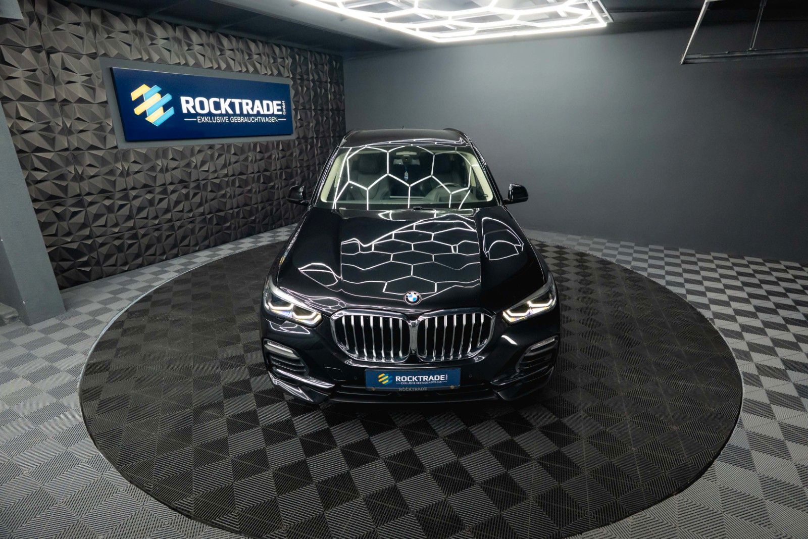 Fahrzeugabbildung BMW X5 xDrive 30d Sport Shadow | ACC | LED | Live CP