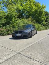 BMW E91 330d - BMW 330 aus 2005: 330d