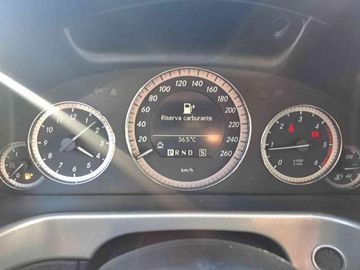 Mercedes E 250 - 4