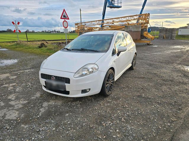 Fiat Punto 1.3 jtd Multijet Tüv 02/2025 De...