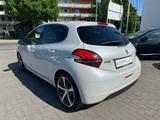 Peugeot 208 PureTech 110 S & S EAT6 Allure - Peugeot 208 in Mannheim