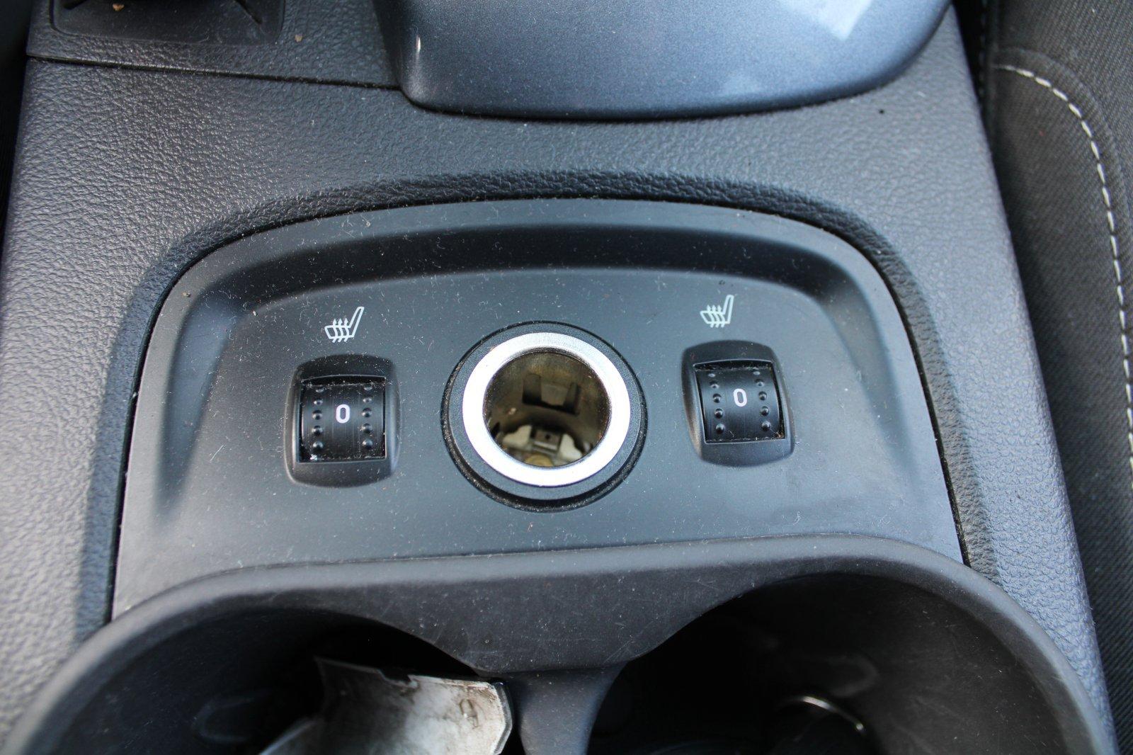 Ford Focus 2013 — photo 12