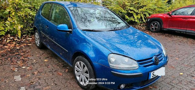 Volkswagen Golf 5 1,6   tüv 10.25    eventuell auch t...