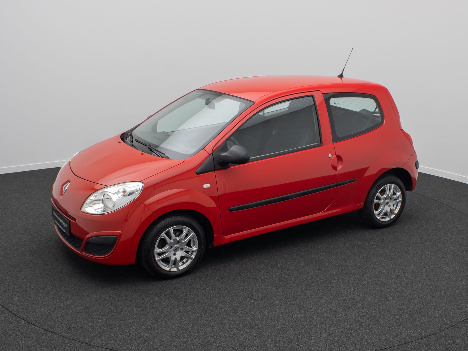 Fahrzeugabbildung Renault Twingo Authentique AllwetterReif CD ABS BremsAss