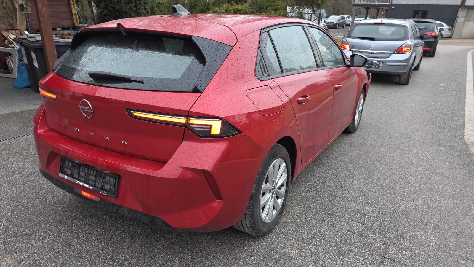 Opel Astra 1.2 Turbo 81kW Edition