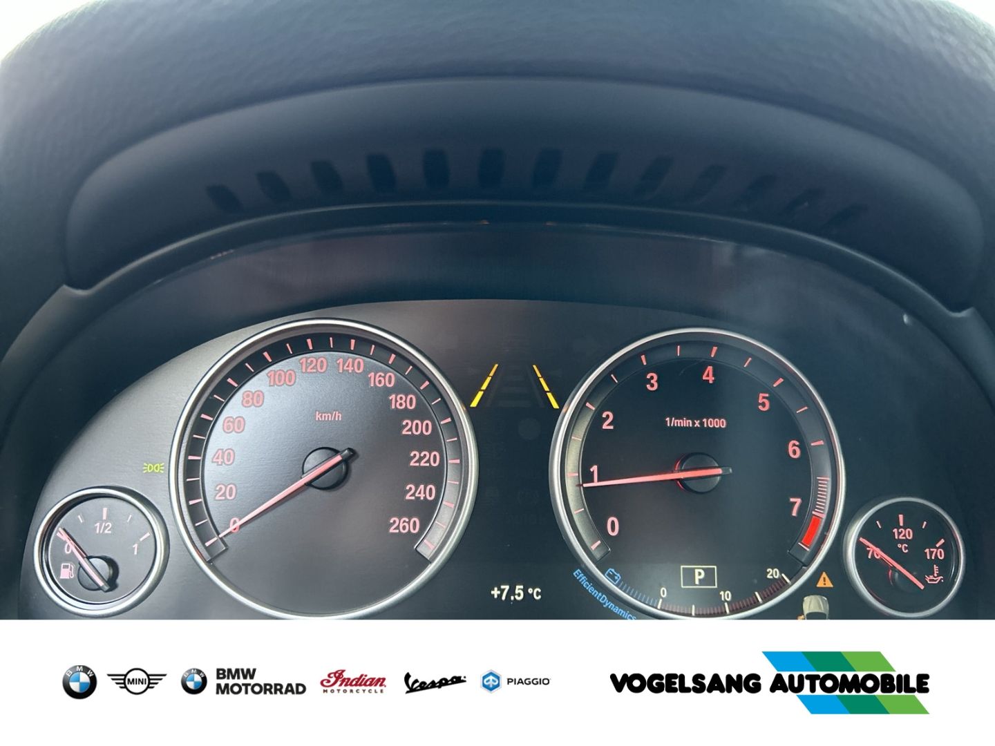 Fahrzeugabbildung BMW X4 XDRIVE20I A,Xenon, Rückfahrk.,Navigation,Temp