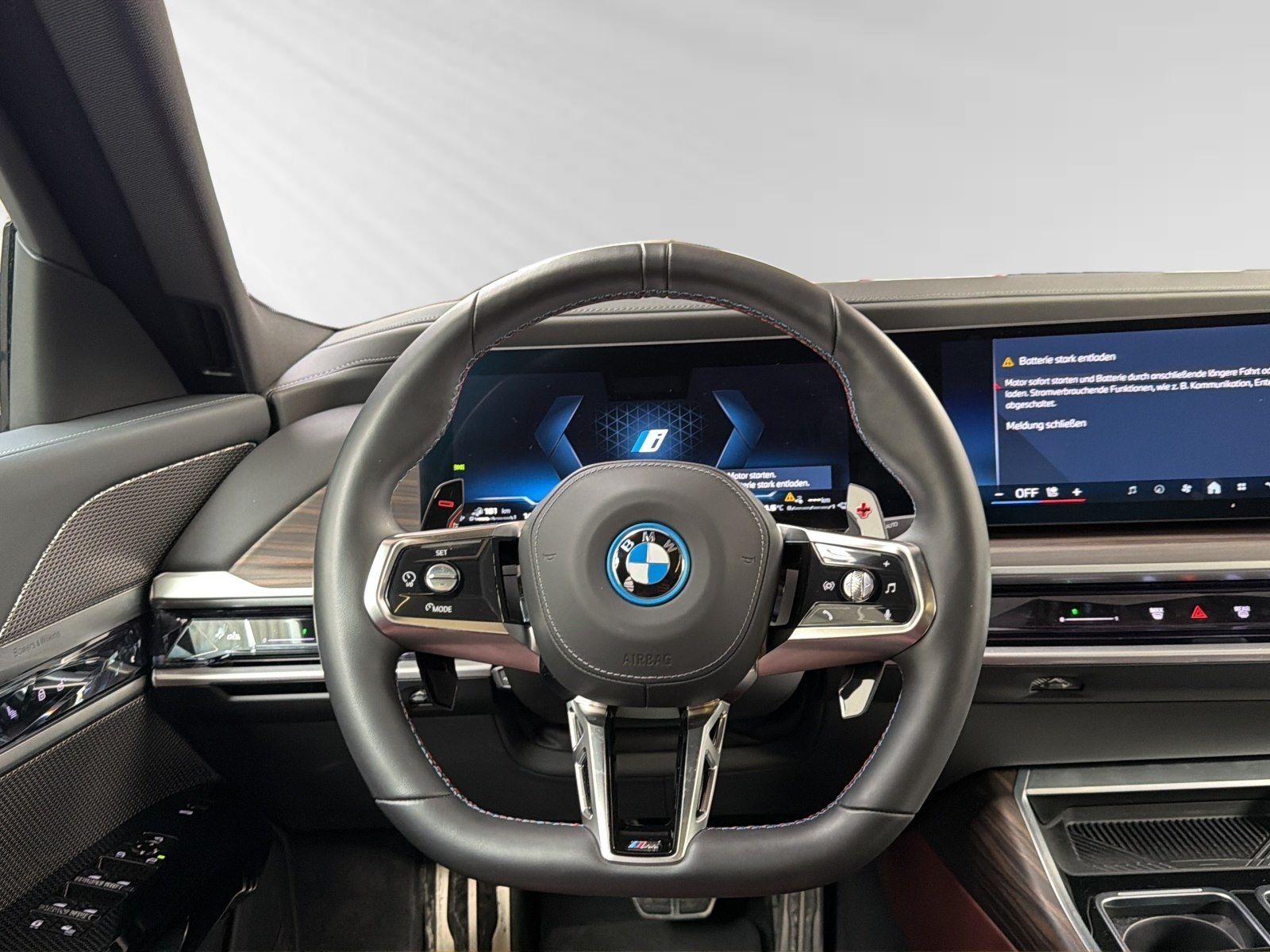 BMW M760 - Bild 12