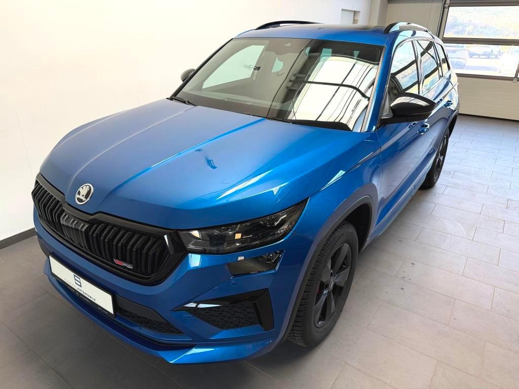 Skoda Kodiaq RS 4x4 Alcantara Panorama AHK schwenkbar