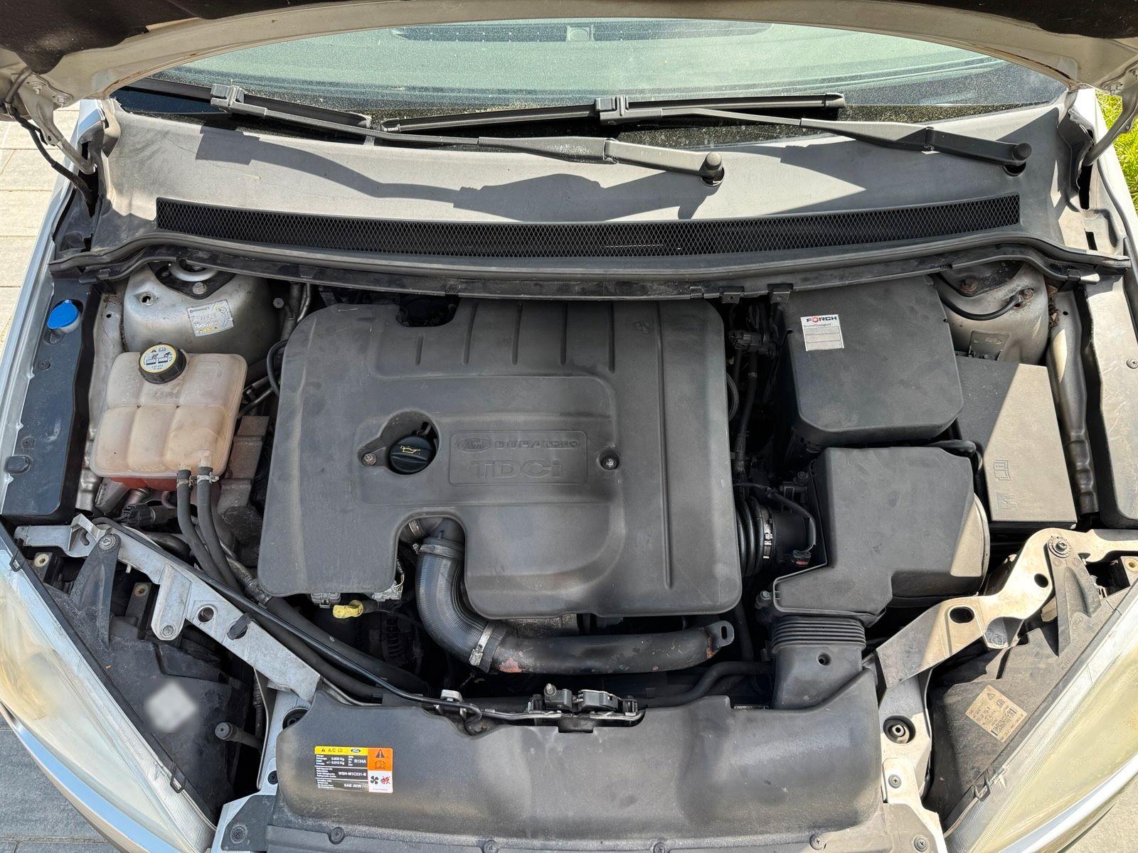 Ford Focus 2007 — photo 12