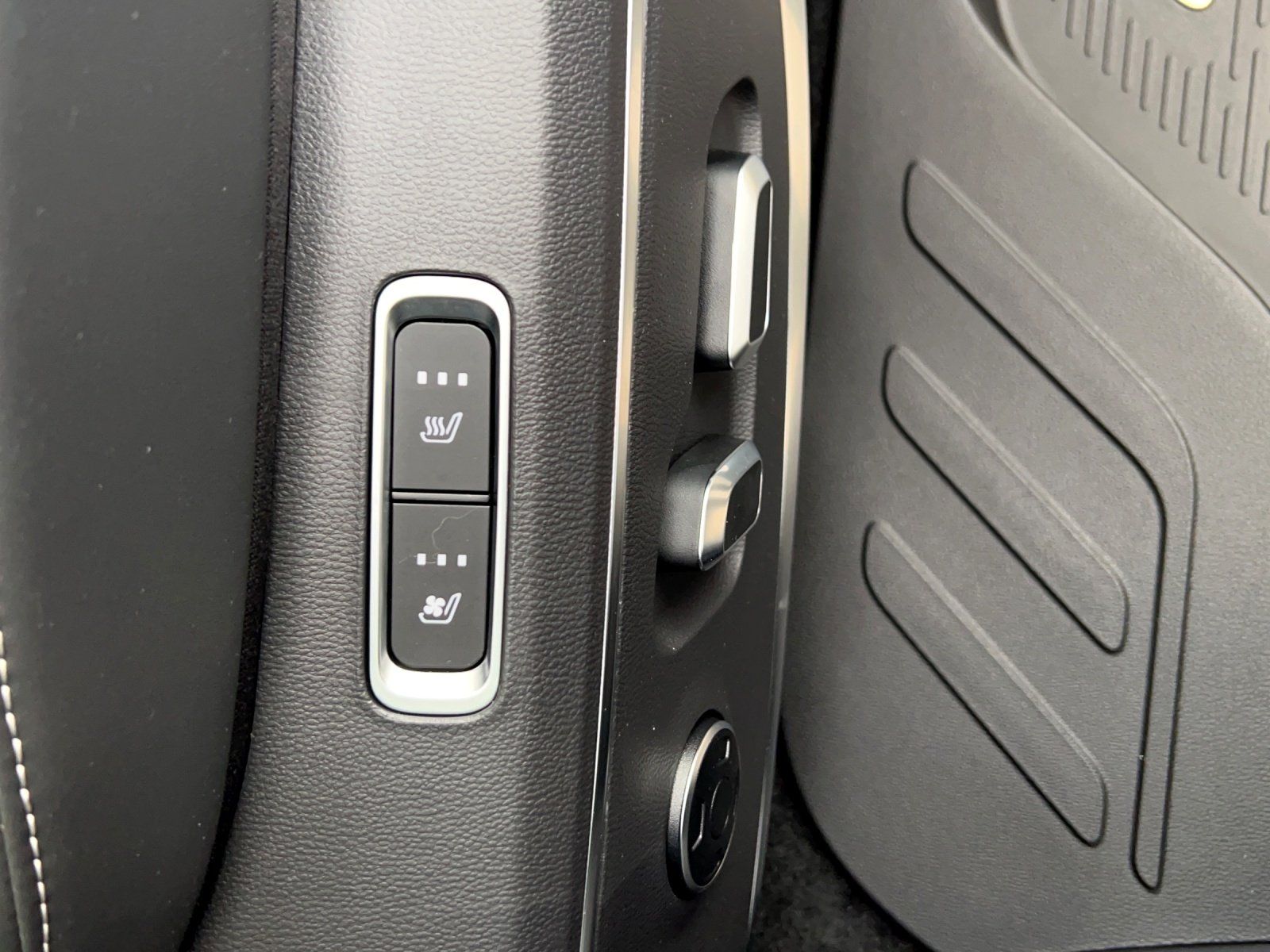Fahrzeugabbildung Maxus MIFA9 90kwh Luxury