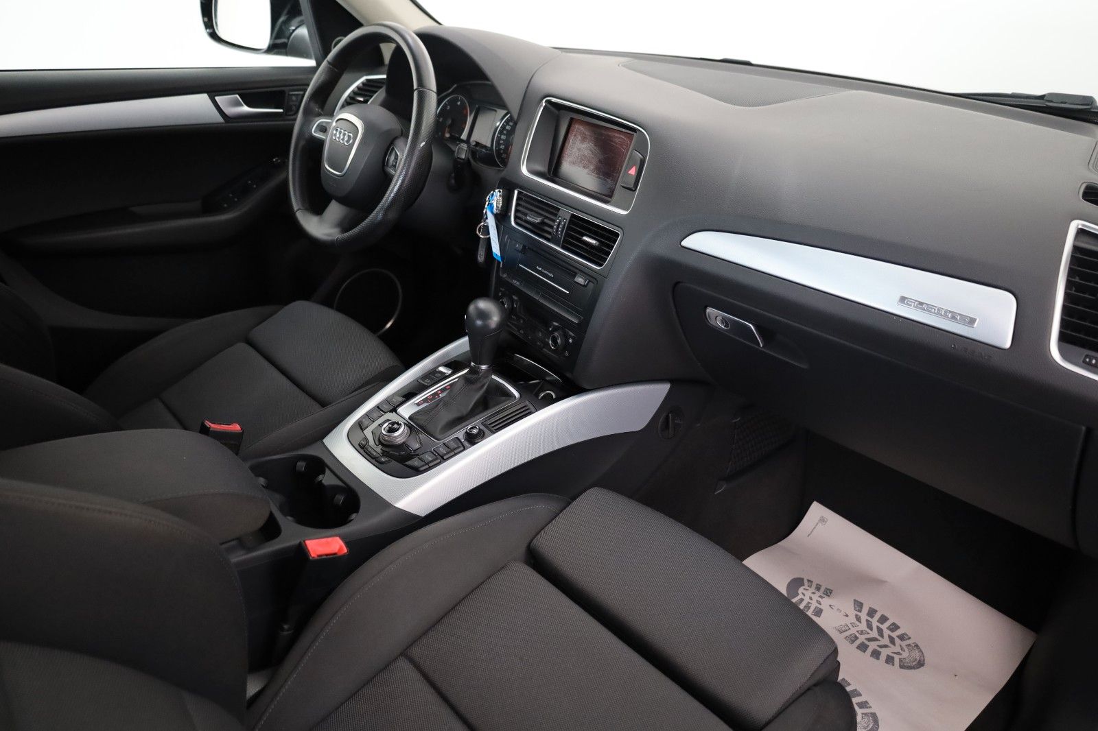 Fahrzeugabbildung Audi Q5 3.0 TDI  quattro,Navi,SH,Xenon,B&O,8xAluräder