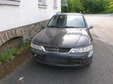 Opel Vectra B Caravan - Opel Vectra aus 2001: Kombi