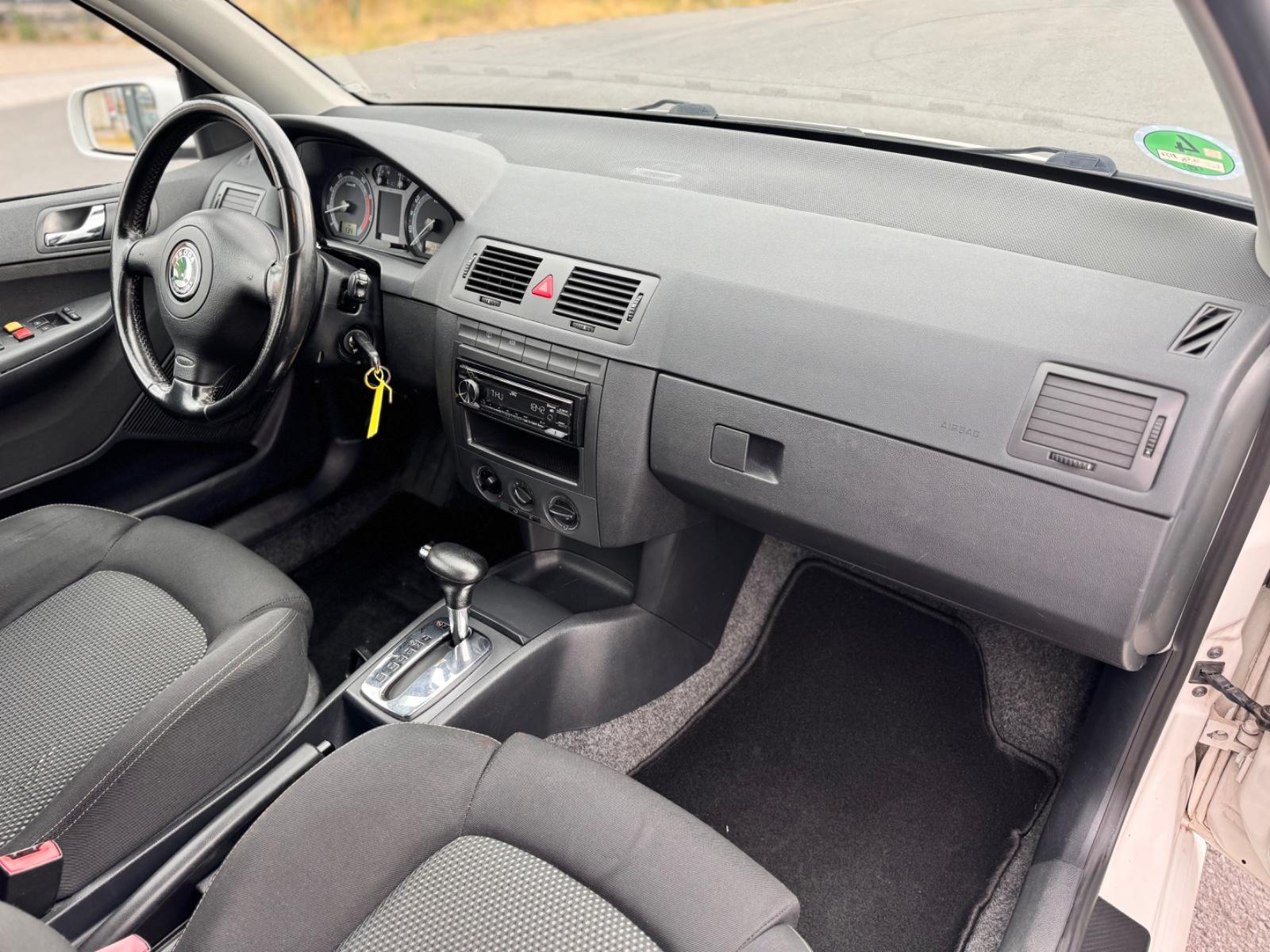 Skoda Fabia 2005 — photo 19