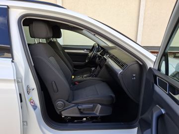 Volkswagen Passat Variant - 8