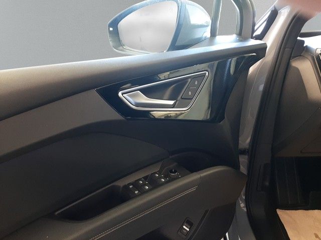 Fahrzeugabbildung Audi Q4 Sportback e-tron S line 35 Navi eleHeck Kamer