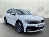 Volkswagen Tiguan 1.5 TSI DSG R-LINE *360° *AHK *LM20 *ACC - Volkswagen mit Benzin-Antrieb: 2.5