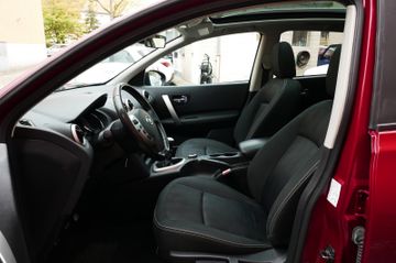 Fahrzeugabbildung Nissan Qashqai I-Way 4X4 Navi/Panorama