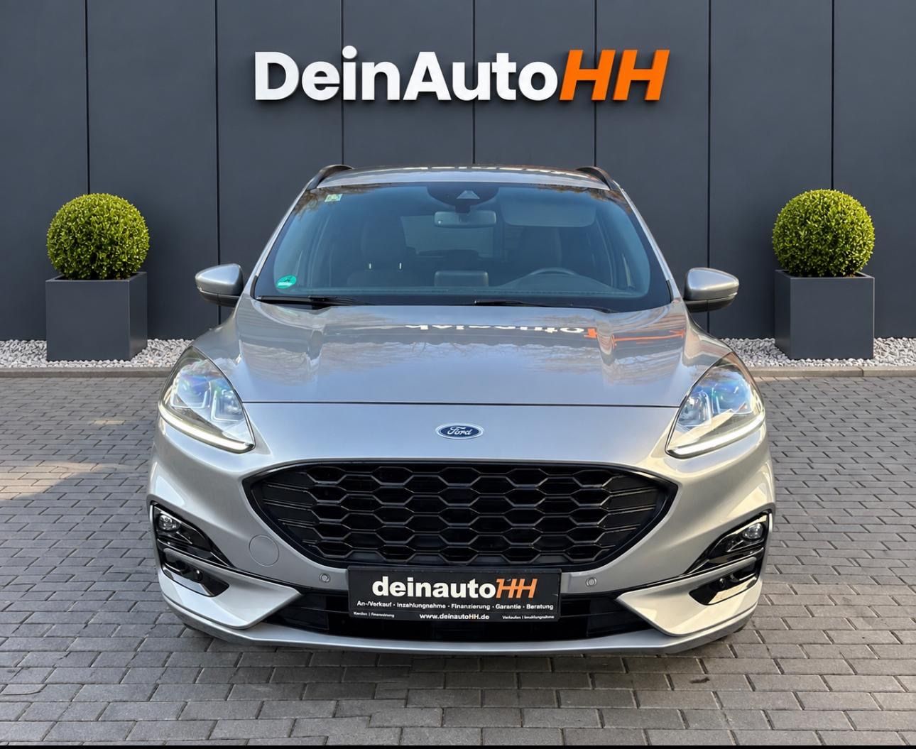 Ford Kuga Hybrid ST-Line imagem 2