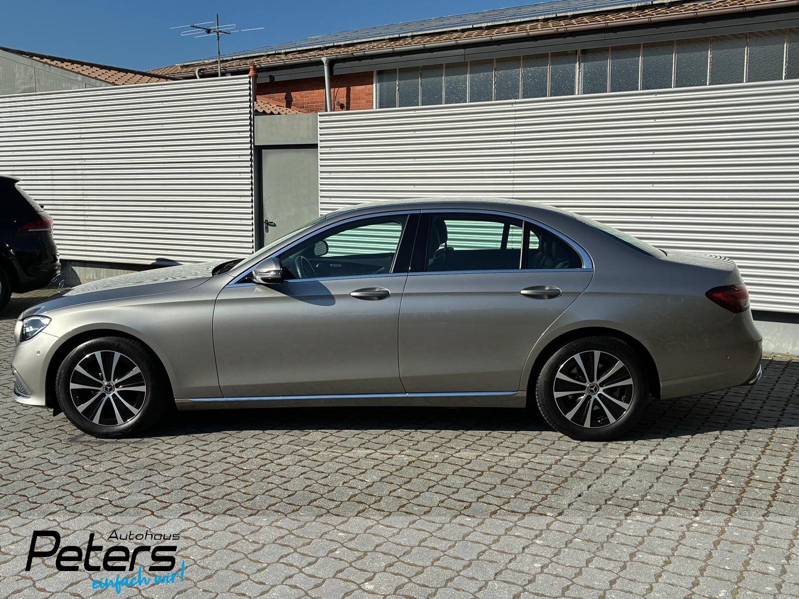 Mercedes-Benz E 220d Exclusive MBUX/Widescreen/LED/RFK/Ambient foto 3