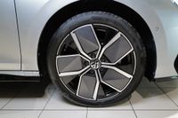 Volkswagen Golf VIII 2.0TSI DSG 4Motion R-Line Pano AHK DCC