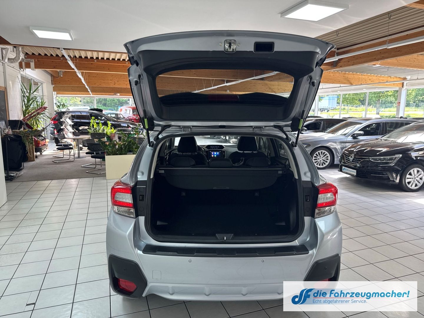 Fahrzeugabbildung Subaru XV Comfort 2.0i LED Kurvenlicht Sperrdiff. ACC A