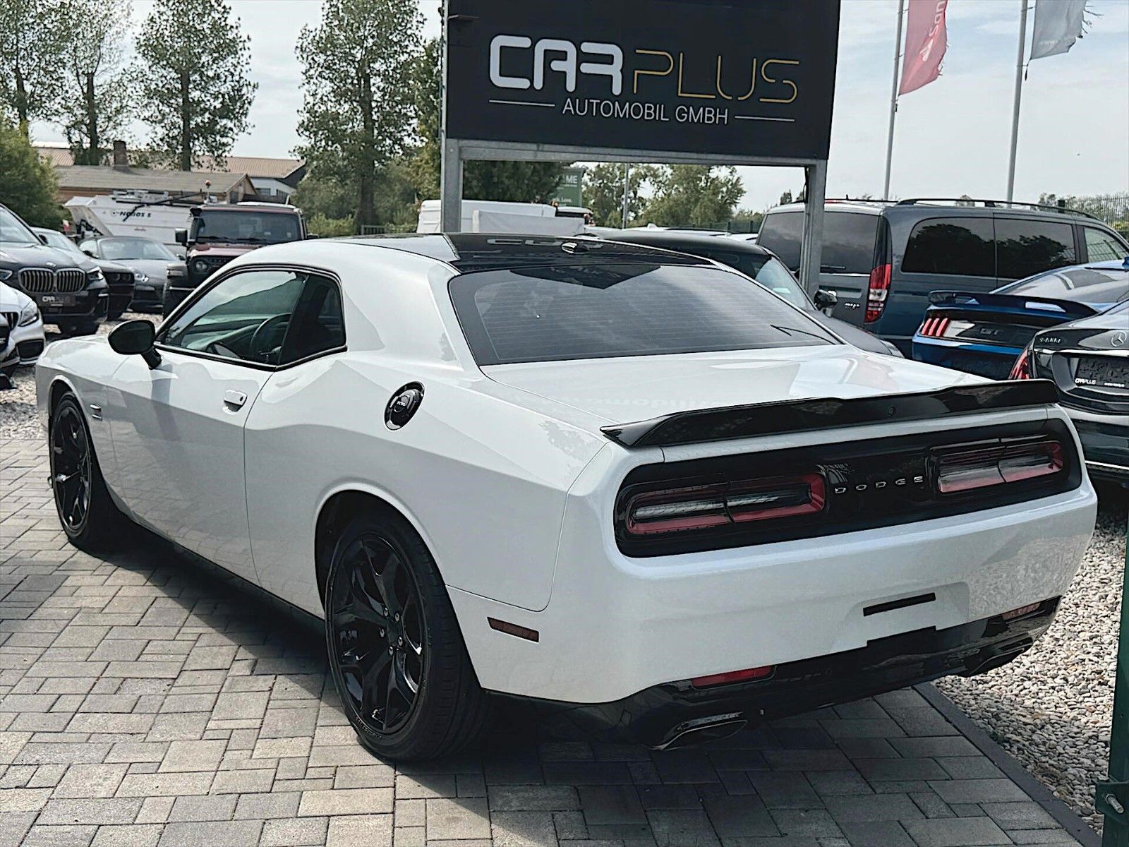 Fahrzeugabbildung Dodge Challenger 5.7 V8 R/T+ Performance Night Edition
