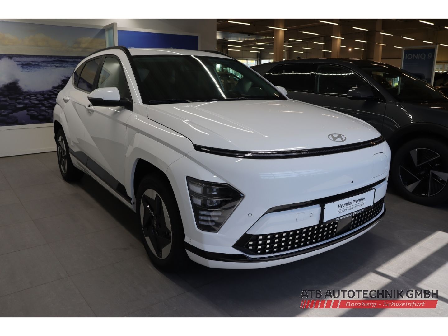 Fahrzeugabbildung Hyundai KONA Elektro Trend 2WD 65,4kWh 99,3% SOH Navi 36