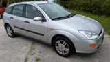 Ford Focus  1.6 Benzin Tüv neu Automatik - gebrauchte Ford Focus aus dem Jahr 2001