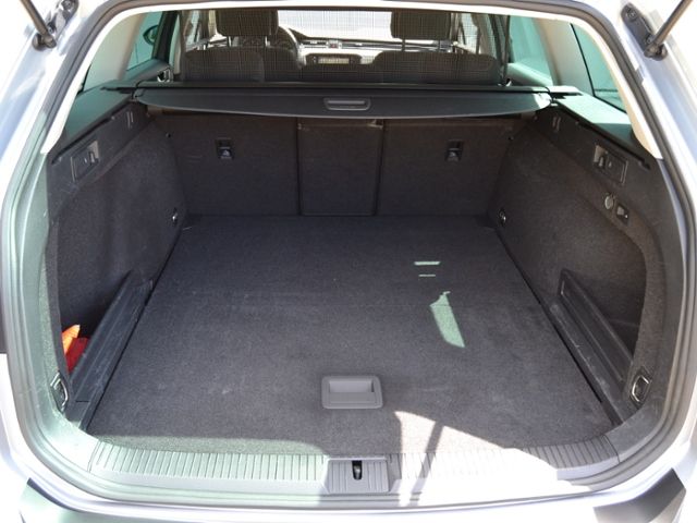 Passat Variant 2.0 TDI DSG Business IQ.DRIVE/AHK