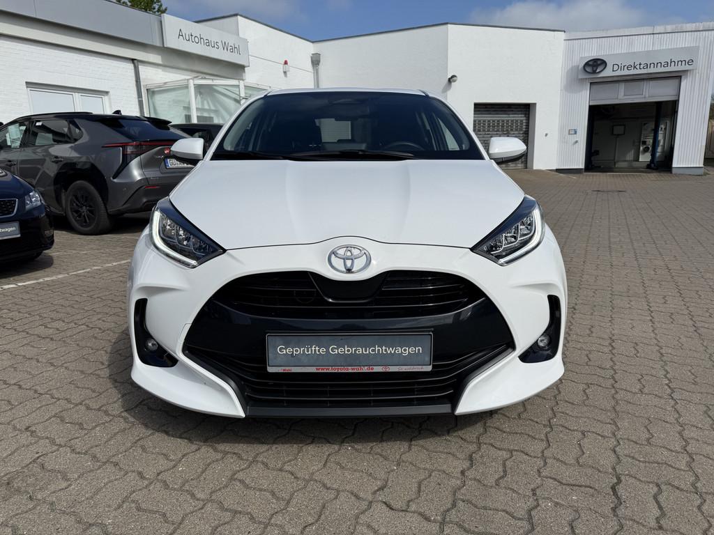 Toyota Yaris 1.5 Hybrid Team Deutschland
