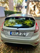 Ford Fiesta 1,6 TDCi SYNC Edition mit HS - Ford Fiesta mit Diesel-Antrieb: Limousine
