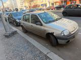 Renault clio 2 - gebrauchte Renault Clio aus dem Jahr 1999