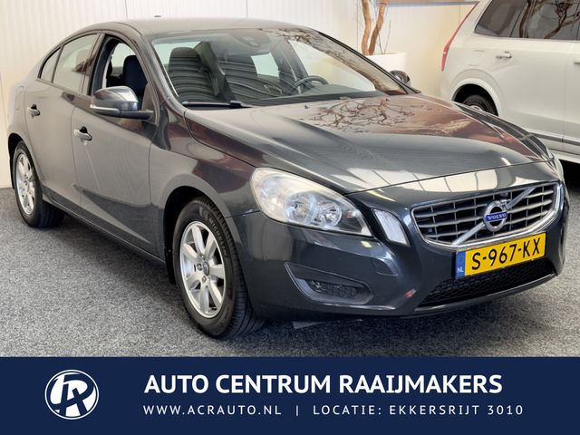 Volvo S60 1.6 T3 Kinetic CRUISE CONTROL CLIMATE CONTRO