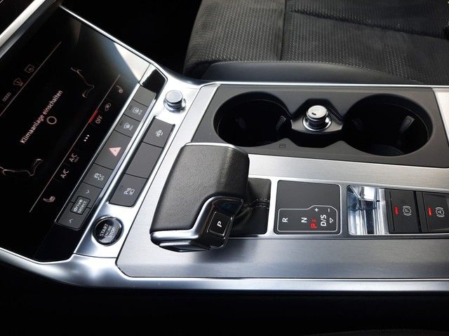 Fahrzeugabbildung Audi A6 Avant S line 55TFSIe quattro Matrix HeadUp