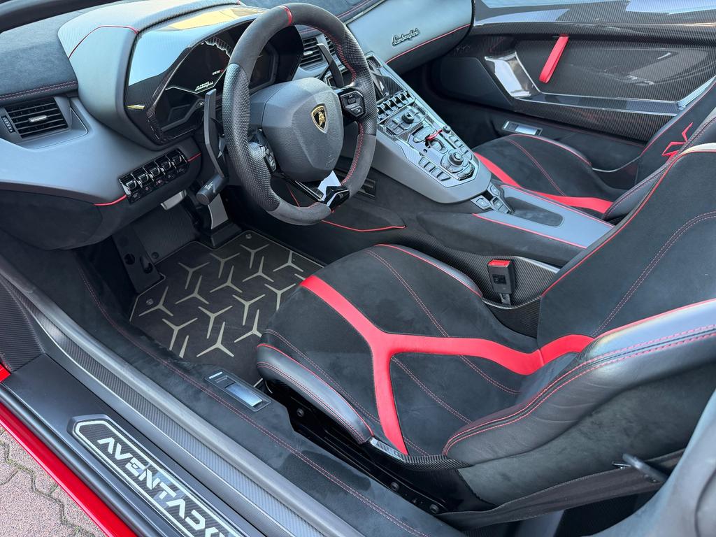 Lamborghini Aventador