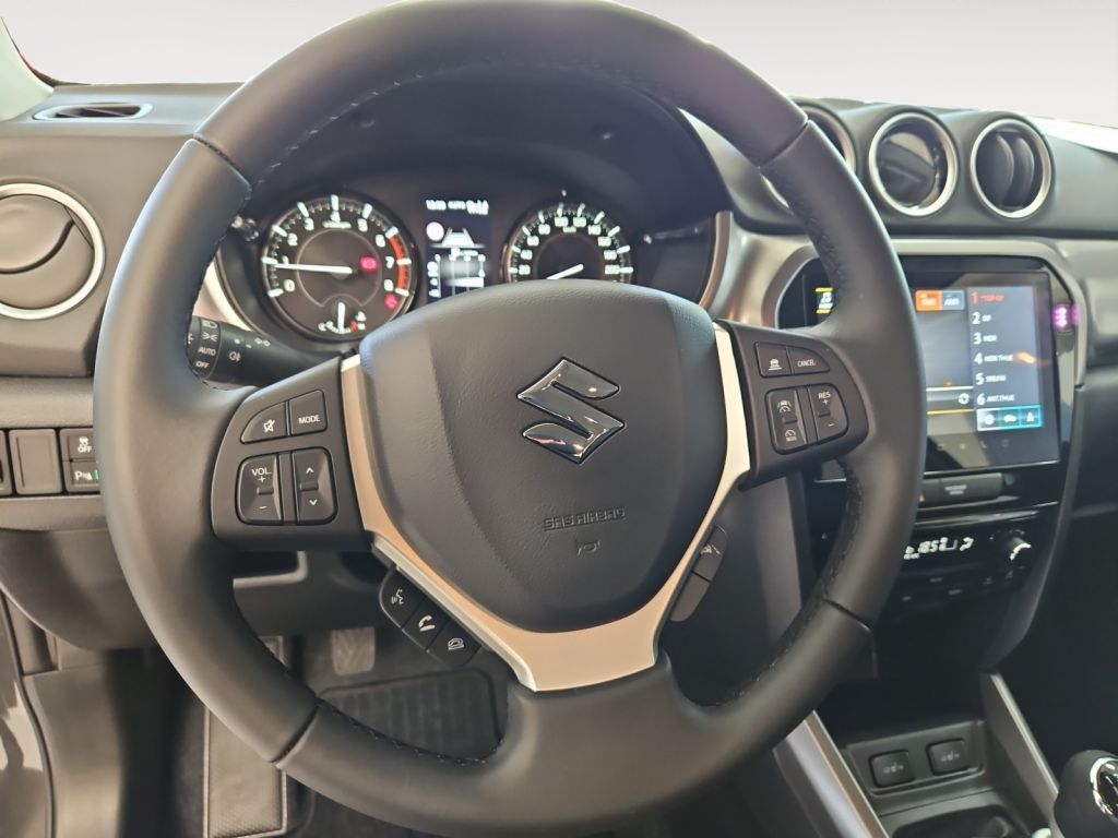 Fahrzeugabbildung Suzuki Vitara 1.4 Comfort Allrad Navi LED Sitzheizung