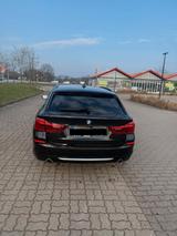 BMW 520d xDrive Touring Luxury Line |Pano |HUD |A+  - BMW 520 Gebrauchtwagen in Hamburg