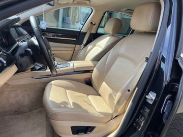 BMW 730 - 8