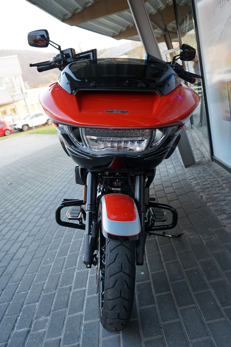 Fahrzeugabbildung Harley-Davidson Road Glide CVO 25th Anniversary ATLAS Lenker