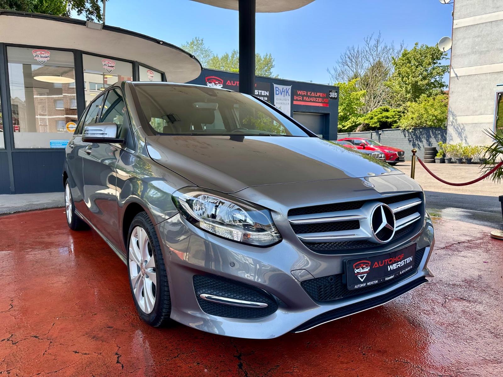 Mercedes-Benz B 180 | Wenig KM | Navi | Tüv Neu| Sehr gepflegt