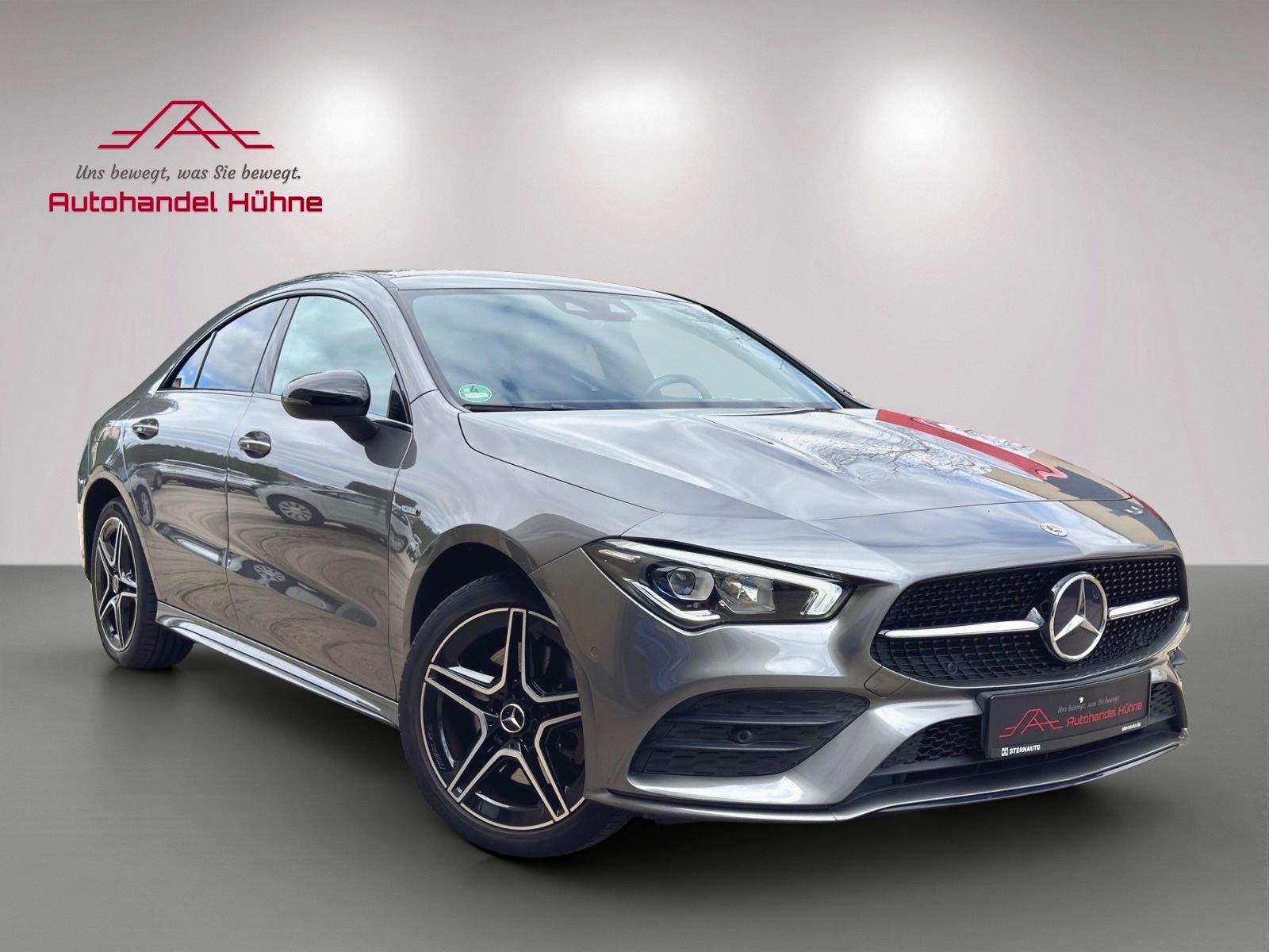Mercedes-Benz CLA 250 e AMG Line Pano Junge Sterne