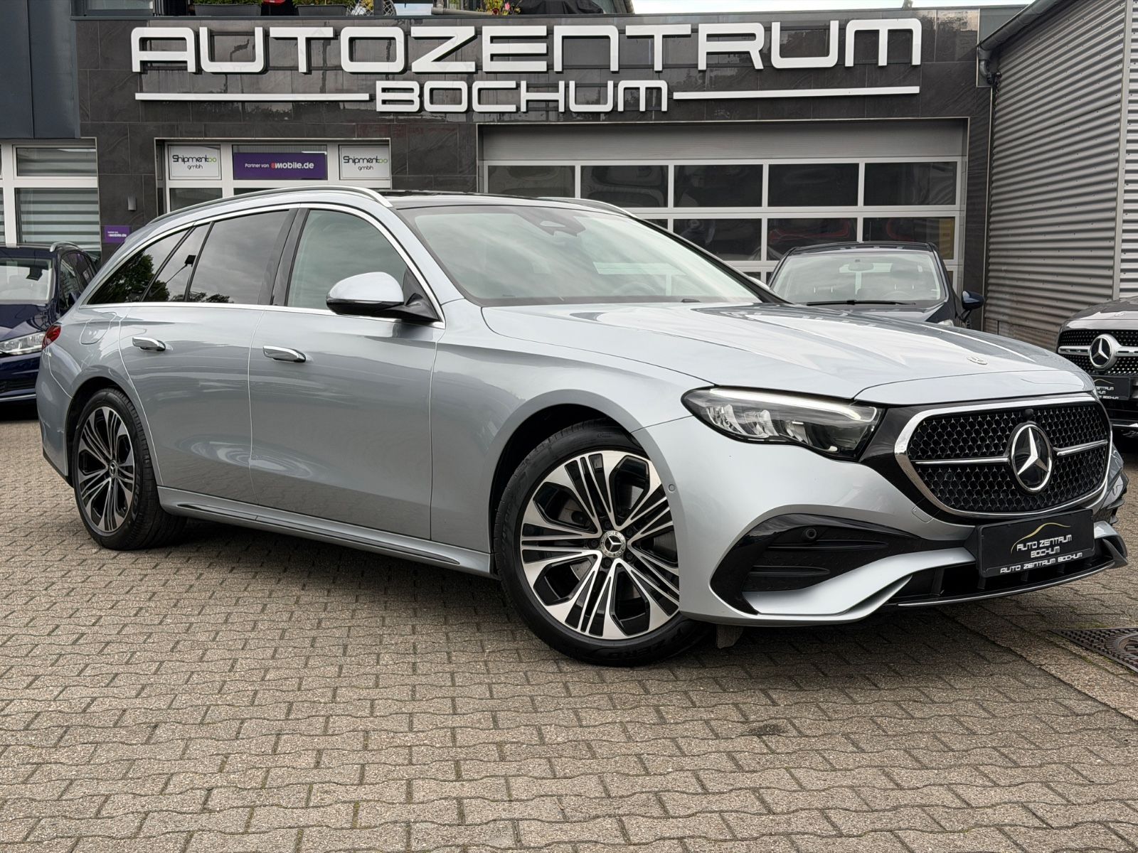Mercedes E 220 - 1