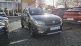 Dacia Sandero Stepway Celebration Navi, Allwetterräder - Dacia Sandero: Stepway Celebration
