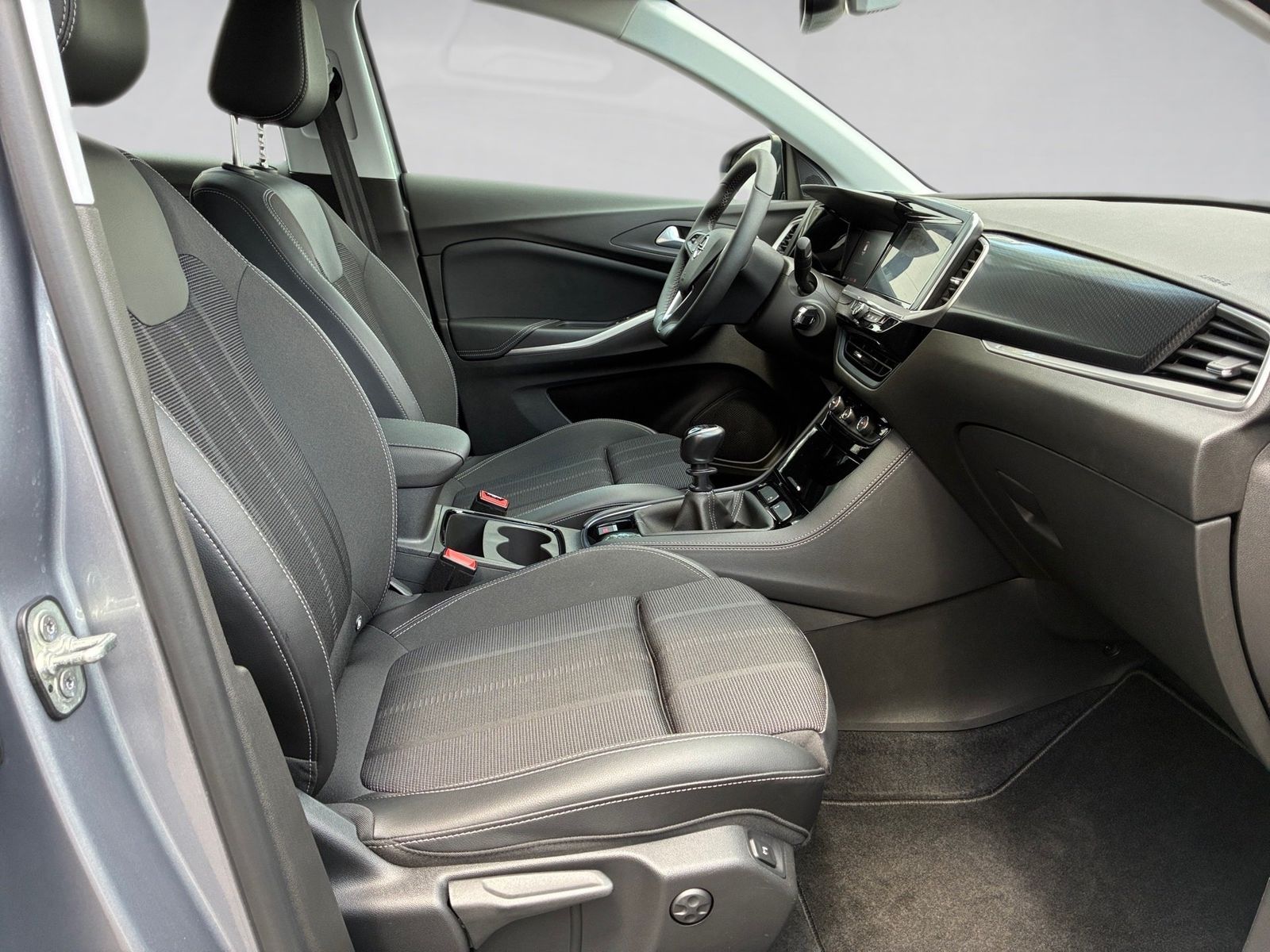 Fahrzeugabbildung Opel Grandland 1.2 Turbo GS Line 360,KlimaA,LED,Navi