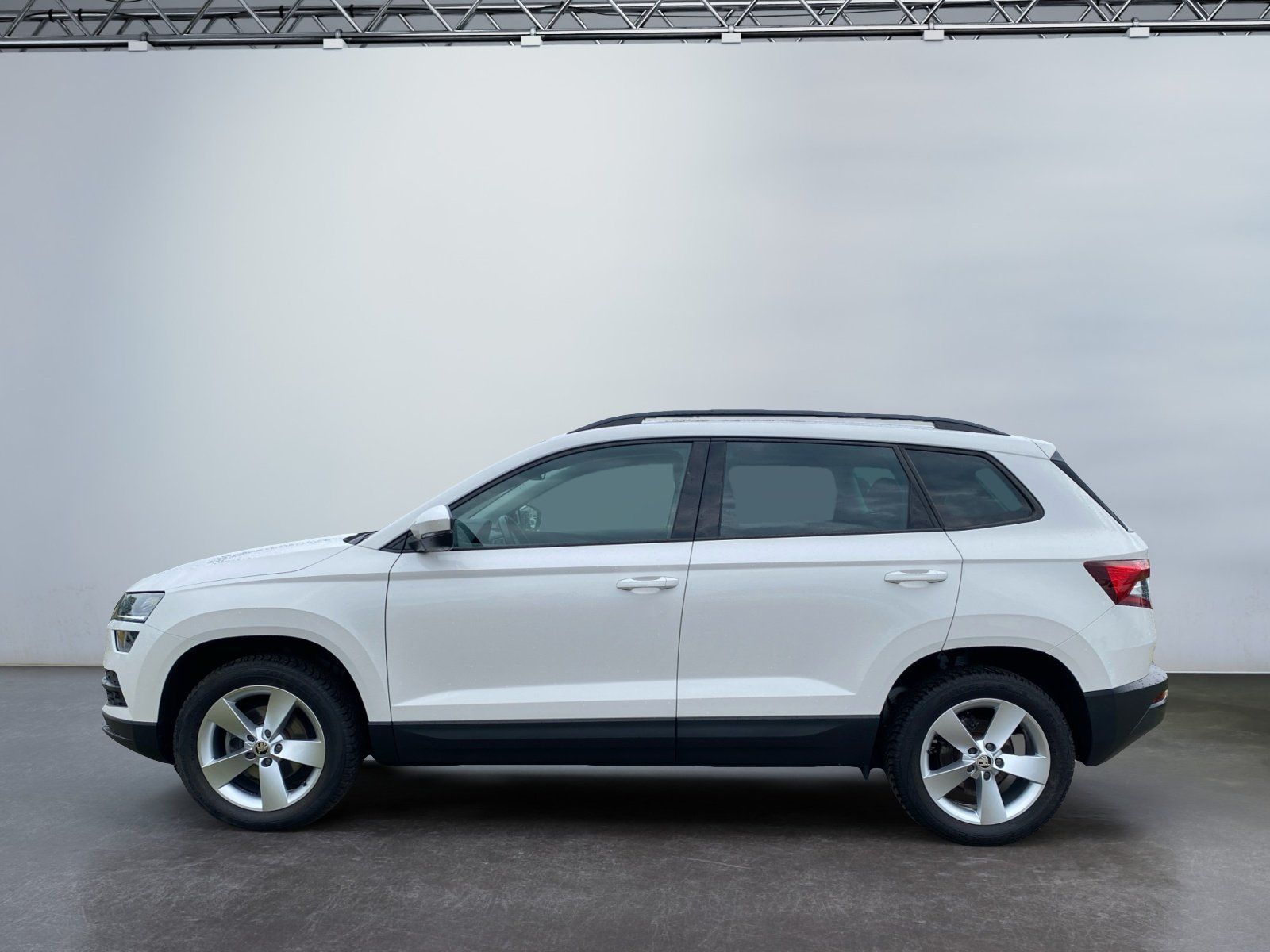 Skoda Karoq Ambition 1.6 TDI 2xKlima+ACC+PDC+SHZ+NAV imagem 3